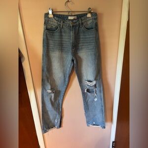 Vervet Jeans Straight Leg Distressed Size 28